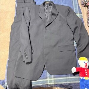 Stafford Classic Black Men's Suit